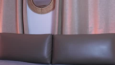  Transmission schedule Monday - Friday 715 am to 200 pm time Colombia  online show from 11-25-25, 12:38