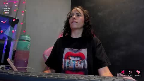 .. Sherilk .. online show from 10-11-25, 09:02