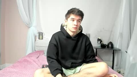 Max online show from 01-10-26, 10:25