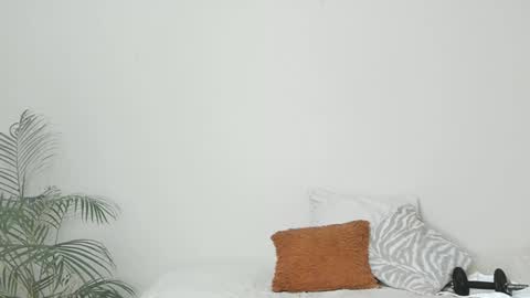 Sherlyn Adams online show from 12-29-24, 01:17