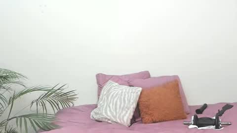 Sherlyn Adams online show from 02-26-25, 09:58