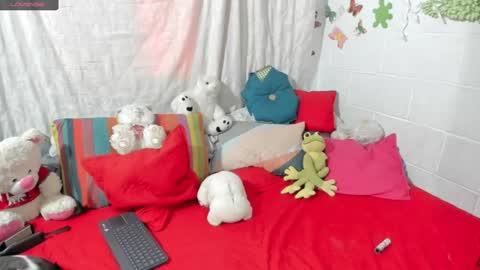  Maria Saenz online show from 12-07-24, 12:13