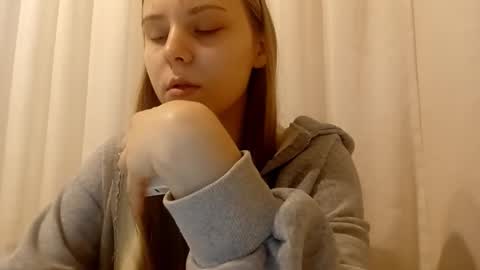 Snapshot of sherrylkeep chatting on 02-20-26, 01:13 Lisa online show from 02-20-26, 01:13