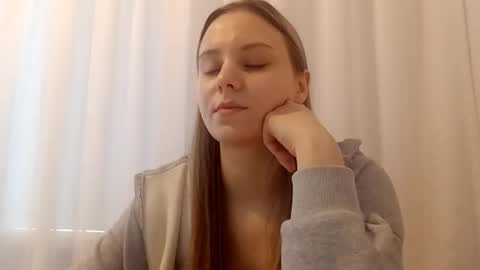 Snapshot of sherrylkeep chatting on 02-20-26, 06:26 Lisa online show from 02-20-26, 06:26