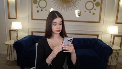 Snapshot of sheryl_elegance chatting on 02-05-25, 12:27 Sheryl online show from 02-05-25, 12:27