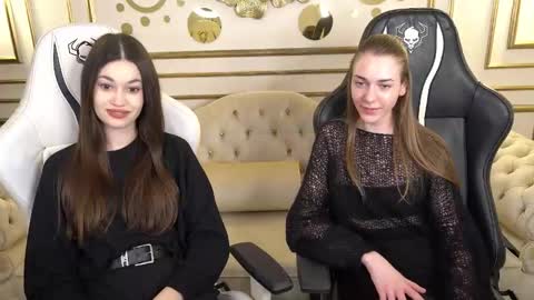 Snapshot of sheryl_elegance chatting on 02-18-25, 12:06 Sheryl online show from 02-18-25, 12:06