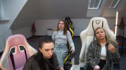 Snapshot of sheryl_elegance chatting on 09-23-25, 10:18 Sheryl online show from 09-23-25, 10:18