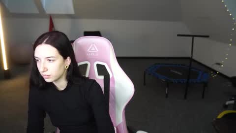 Snapshot of sheryl_elegance chatting on 10-17-25, 10:29 Sheryl online show from 10-17-25, 10:29