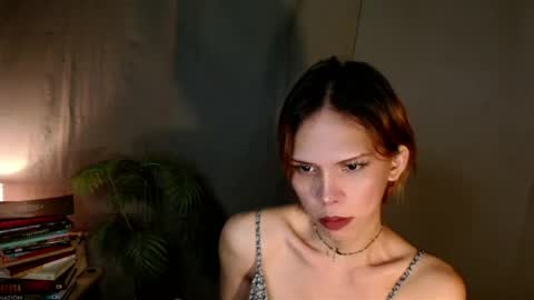 Lana But you can spell it backwards online show from 04-09-26, 08:58