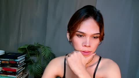 Lana But you can spell it backwards online show from 04-12-26, 08:14