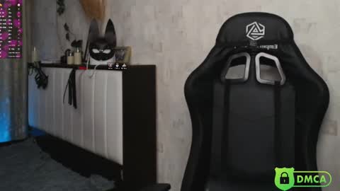 Snapshot of sheslike_firstlove chatting on 02-12-25, 08:18 Vanessa online show from 02-12-25, 08:18