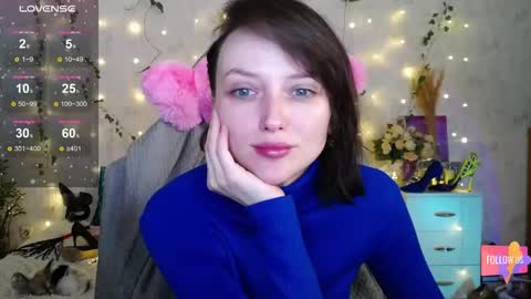 Snapshot of sheslike_firstlove chatting on 11-13-25, 08:30 Vanessa online show from 11-13-25, 08:30