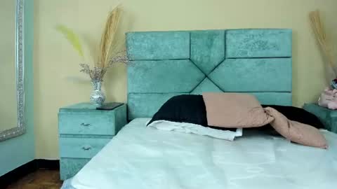 sheylathopmson online show from 06-11-26, 02:53