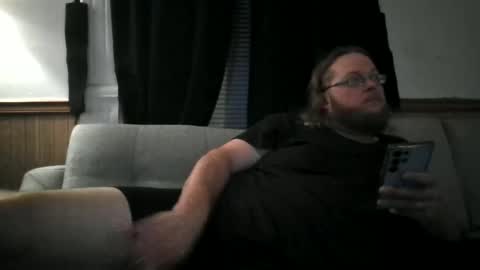 Snapshot of shifty885 chatting on 11-17-25, 11:32 shifty885 online show from 11-17-25, 11:32