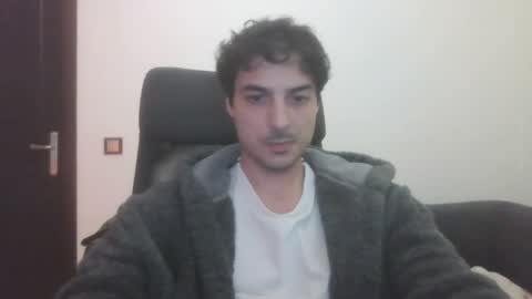 Snapshot of shiiroo26 chatting on 05-16-26, 10:41 Shiiroo26 online show from 05-16-26, 10:41