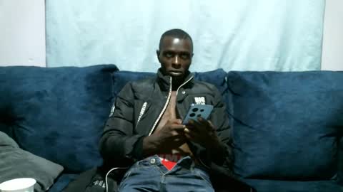 Snapshot of shikwekwe chatting on 01-27-25, 11:54 Collorewamadeals online show from 01-27-25, 11:54