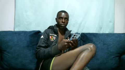 Snapshot of shikwekwe chatting on 02-05-25, 01:37 Collorewamadeals online show from 02-05-25, 01:37