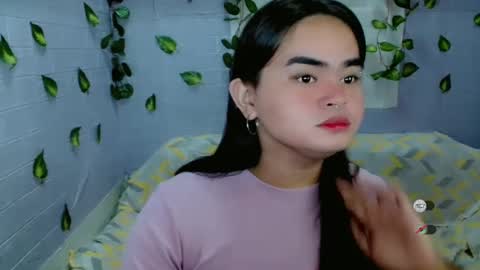 shimilove online show from 02-17-25, 09:46