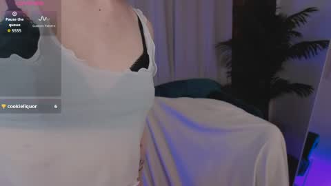 Vivi online show from 04-07-26, 03:23
