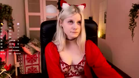 help me reach my first 25 thumbs up online show from 01-07-26, 10:34