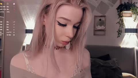 Stella  online show from 04-14-26, 08:20