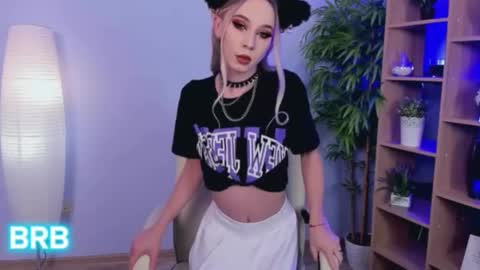 Jennifer  Streaming time online show from 02-23-25, 08:06