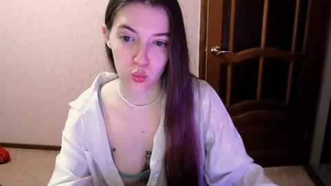 shiraha___rafieru online show from 04-14-26, 11:00