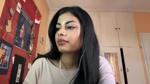 Karin online show from 04-11-26, 02:21