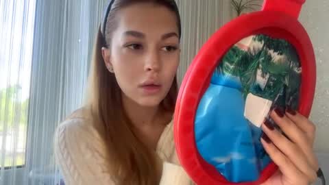 Snapshot of shirleepoma chatting on 05-08-26, 06:19 Joli online show from 05-08-26, 06:19