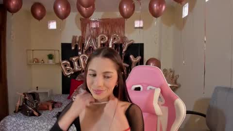  kendal  online show from 02-10-25, 01:33