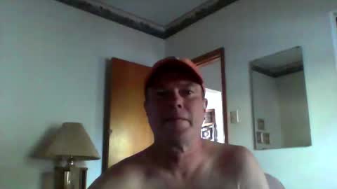 Snapshot of shoc09 chatting on 10-24-25, 02:46 undie lover online show from 10-24-25, 02:46