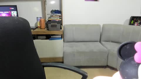 Shofia Beltran online show from 02-19-25, 02:44