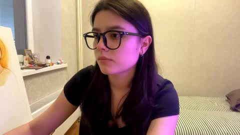 Snapshot of shontagrabowski chatting on 05-23-26, 12:53 Marie online show from 05-23-26, 12:53