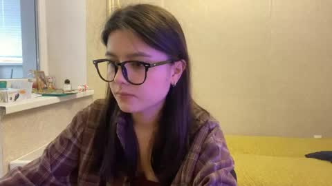 Snapshot of shontagrabowski chatting on 05-27-26, 01:19 Marie online show from 05-27-26, 01:19