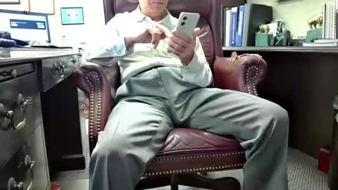 Snapshot of shootme69 chatting on 03-26-26, 12:11 nikolas send dm for an appointment online show from 03-26-26, 12:11
