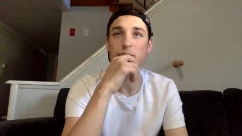 Snapshot of shortiesn40s chatting on 10-09-25, 04:27 shortiesn40s online show from 10-09-25, 04:27