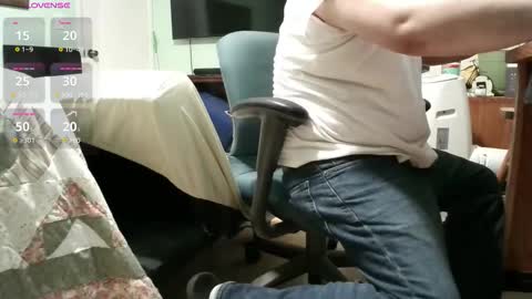 Snapshot of shortmex24br chatting on 05-21-26, 10:55 Jose R online show from 05-21-26, 10:55
