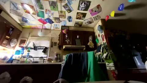 Snapshot of shorty920505 chatting on 11-06-25, 05:47 shorty920505 online show from 11-06-25, 05:47