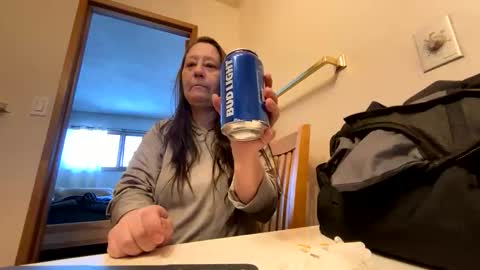 Snapshot of shorty920505 chatting on 12-20-25, 06:37 shorty920505 online show from 12-20-25, 06:37