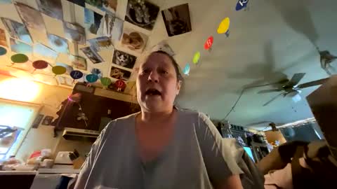 shorty920505 online show from 05-27-26, 09:12