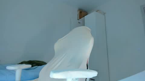 jennywoody online show from 04-18-26, 04:05