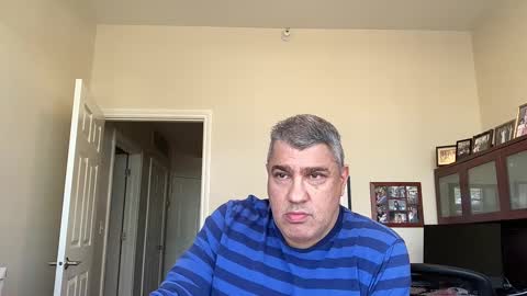 Snapshot of showmet chatting on 02-25-25, 08:41 Chicago Guy online show from 02-25-25, 08:41