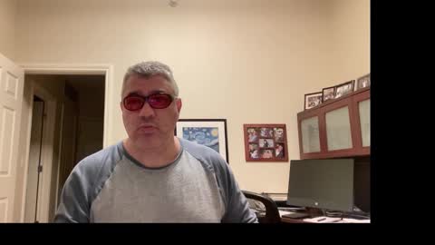 Snapshot of showmet chatting on 01-11-26, 05:01 Chicago Guy online show from 01-11-26, 05:01