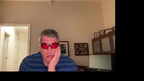 Snapshot of showmet chatting on 03-29-26, 04:45 Chicago Guy online show from 03-29-26, 04:45