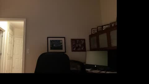 Snapshot of showmet chatting on 04-09-26, 03:28 Chicago Guy online show from 04-09-26, 03:28