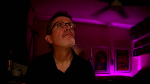 shrewtamer online show from 09-17-25, 05:09