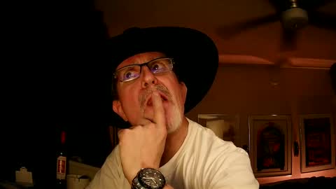 shrewtamer online show from 09-19-25, 04:03