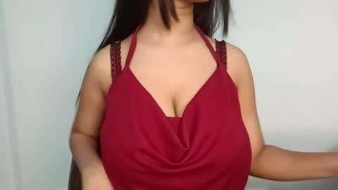 Snapshot of shreya_07 chatting on 06-07-26, 07:17 shreya_07 online show from 06-07-26, 07:17