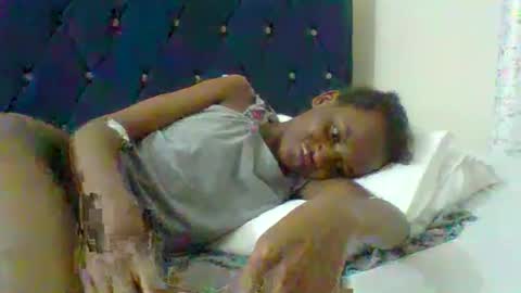Snapshot of shugar7260 chatting on 10-01-25, 06:47 shugar7260 online show from 10-01-25, 06:47