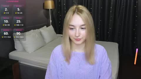 Snapshot of shy__polly chatting on 05-08-26, 12:38 Polly online show from 05-08-26, 12:38